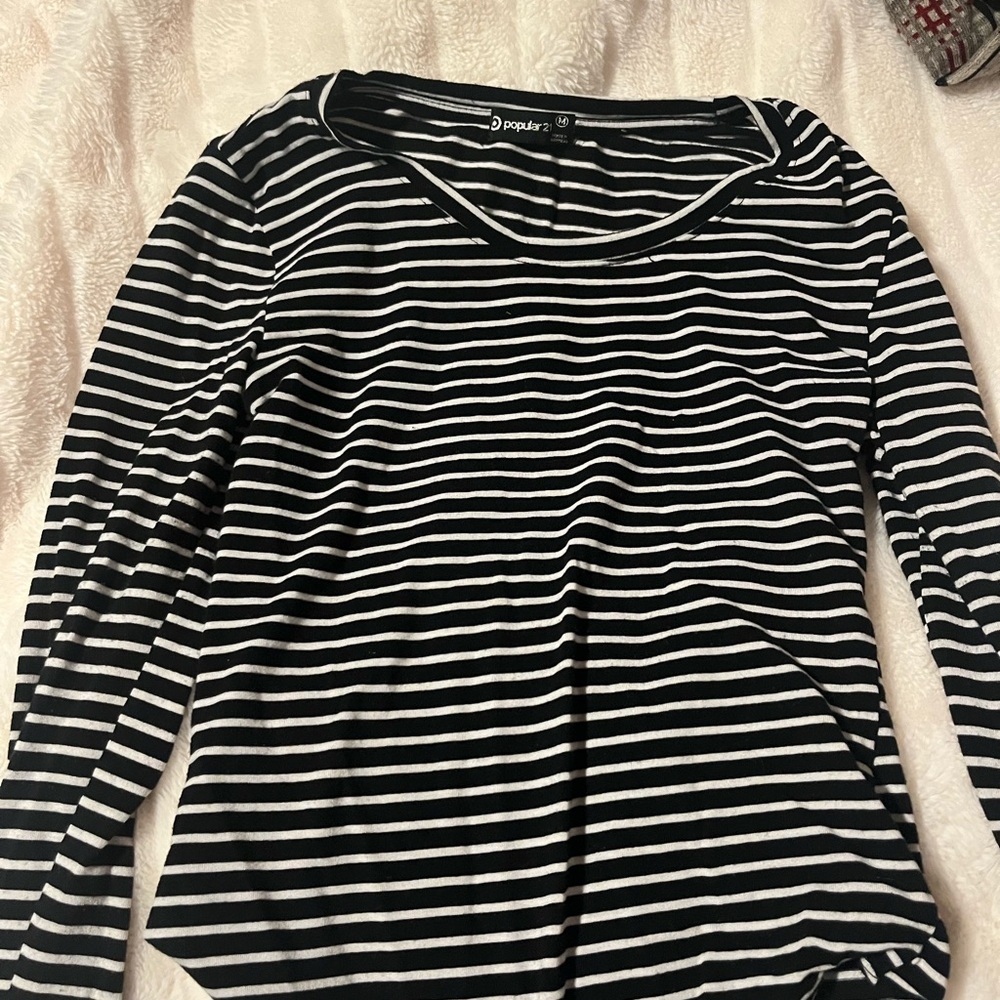Women's Black and White Striped Top